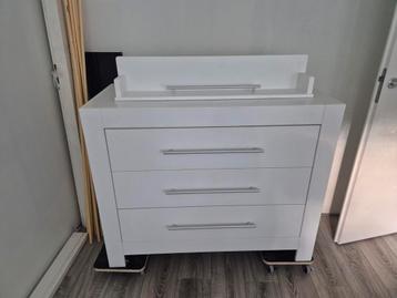 Bopita comode + wandplank  beschikbaar voor biedingen