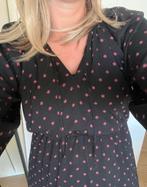Lange maxi jurk zwart met bloemetjes ruffle monki, Maat 38/40 (M), Zwart, Ophalen of Verzenden, Zo goed als nieuw