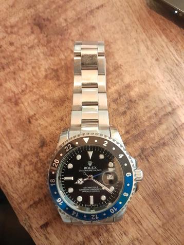 Mooi horloge  beschikbaar voor biedingen