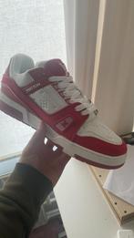 Louis Vuitton Trainer Rood Wit Maat 45, Overige kleuren, Nieuw, Ophalen of Verzenden, Sneakers of Gympen