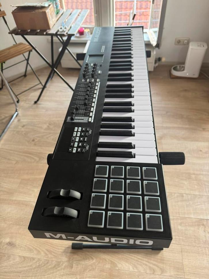 M-Audio Code 61 – MIDI Keyboard Controller (61 toetsen), Muziek en Instrumenten, Midi-apparatuur, Zo goed als nieuw, Ophalen