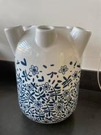 HEMA Delfsblauwe Tulpenvaas, Ophalen, Blauw, Aardewerk of Porselein, Zo goed als nieuw