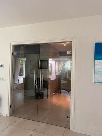 DOORDRAAI GLAZEN DEUREN beschikbaar voor biedingen