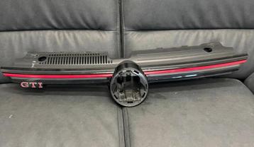 VW GOLF 8 GTI GRILL  LED ZWART HOOGGLANS 5H0853651✅ beschikbaar voor biedingen