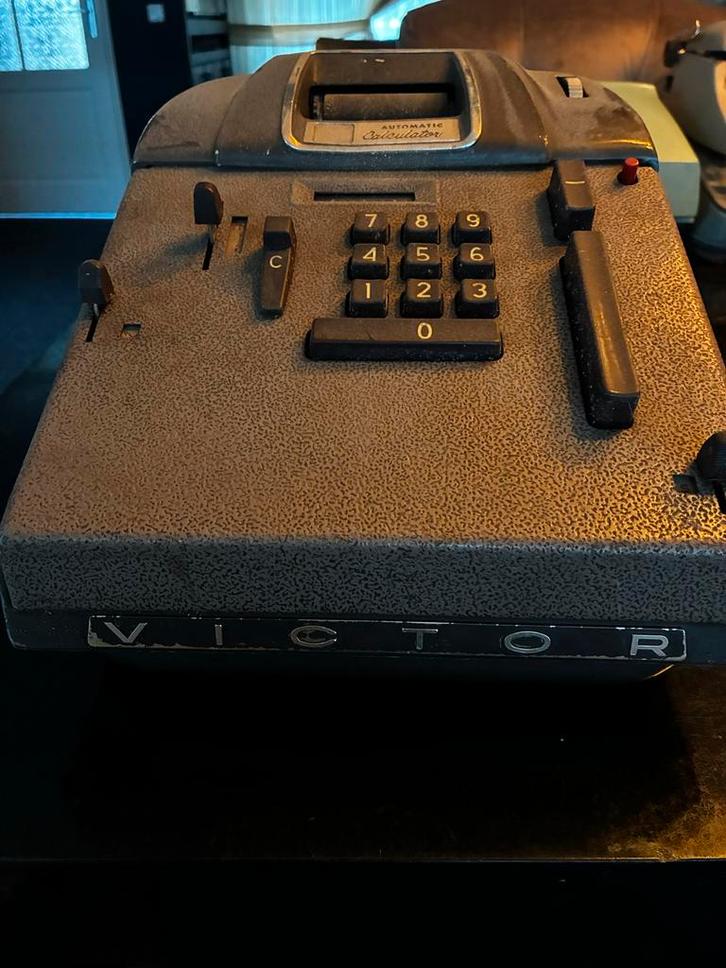 Vintage Victor Automatische Calculator, Antiek en Kunst, Antiek | Kantoor en Zakelijk, Ophalen