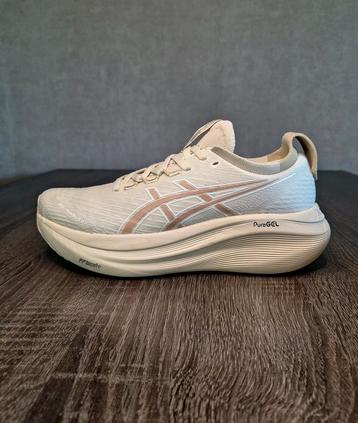 ASICS Gel-Nimbus 27 Maat 41.5 beschikbaar voor biedingen