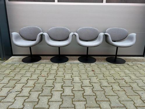 4x Artifort Little Tulip Pierre Paulin, Huis en Inrichting, Stoelen, Zo goed als nieuw, Vier, Hout, Kunststof, Metaal, Stof, Overige materialen