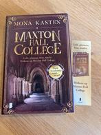 Mona Kasten - Maxton Hall College, Boeken, Ophalen of Verzenden, Zo goed als nieuw, Mona Kasten