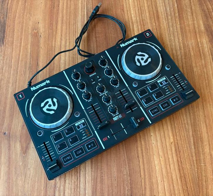 Numark Partymix Dj-set, Muziek en Instrumenten, Dj-sets en Draaitafels, Zo goed als nieuw, Numark, Ophalen of Verzenden