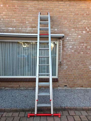 Altrex uitschuifbare Ladder, 2x 12 treden, 1 keer 11 treden beschikbaar voor biedingen