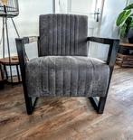 Antraciet fauteuil, Ophalen, Zo goed als nieuw, Minder dan 75 cm, 50 tot 75 cm
