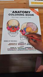Anatomy coloring book, Overige sporten, Ophalen of Verzenden, Zo goed als nieuw