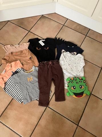 Vrolijk kledingpakket voor meisje, maatje 80 - kijk!- beschikbaar voor biedingen