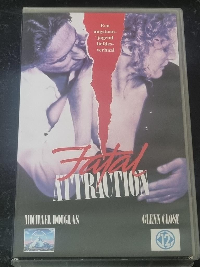 Fatal Attraction VHS - Thriller Klassieker, Vanaf 12 jaar, Ophalen of Verzenden, Zo goed als nieuw, Thrillers en Misdaad