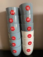 12 witte en grijze douwe Egberts bekers, Huis en Inrichting, Ophalen of Verzenden, Zo goed als nieuw, Overige stijlen, Kop(pen) en/of Schotel(s)