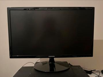 Samsung S24D340H Monitor 24 inch beschikbaar voor biedingen
