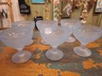 Vintage, matblauwe glazen dessertcoupe's, Ophalen of Verzenden, Zo goed als nieuw, Overige typen