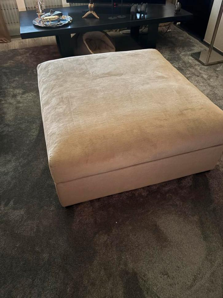 Beige Hocker - Zo Goed Als Nieuw!, Huis en Inrichting, Banken | Voetenbanken en Poefen, Zo goed als nieuw, 75 tot 100 cm, 100 tot 125 cm