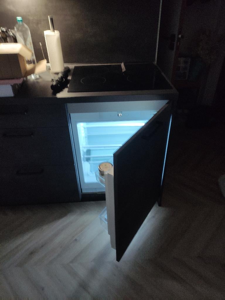 ETNA Built-in Fridge – Like new – Only 1 week used, Zonder vriesvak, Minder dan 85 cm, 100 tot 150 liter, Ophalen of Verzenden