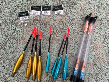 adv 907 / NIEUW mixset 8 matchdobbers SENSAS beschikbaar voor biedingen