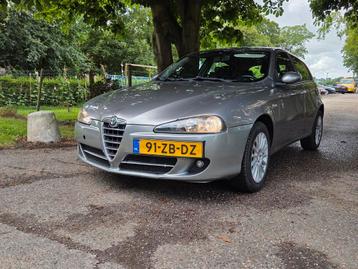 Alfa Romeo 147 1.6 T.spark 16V 88KW 5DR 2007 Grijs beschikbaar voor biedingen