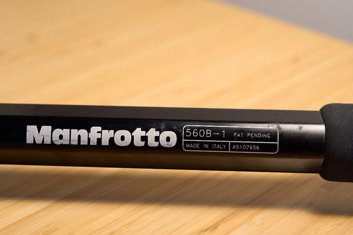 Manfrotto Video fluid monopod 560B-1, Audio, Tv en Foto, Fotografie | Statieven en Balhoofden, Zo goed als nieuw, Eenpoot, 150 tot 175 cm