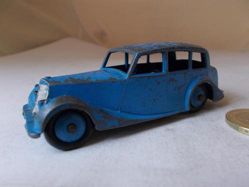1949 Dinky Toys 40B TRIUMPH 1800., Hobby en Vrije tijd, Modelauto's | 1:43, Gebruikt, Auto, Dinky Toys, Ophalen of Verzenden
