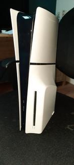 PS5 Slim Disc + 2 Controllers + 4 Games (zonder doos), Spelcomputers en Games, Spelcomputers | Sony PlayStation 5, Ophalen, Zo goed als nieuw