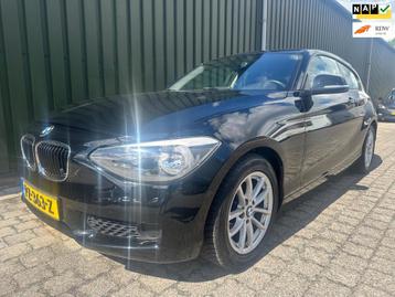 BMW 1-serie 114i Bussniss + Full option Nieuwe Apk beschikbaar voor biedingen