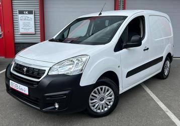 Peugeot Partner 120 1.6 VTi 98 L1 Profit+ Navi Airco Pdc Cru beschikbaar voor biedingen