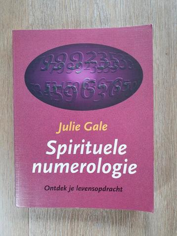 Julie Gale - Spirituele numerologie beschikbaar voor biedingen