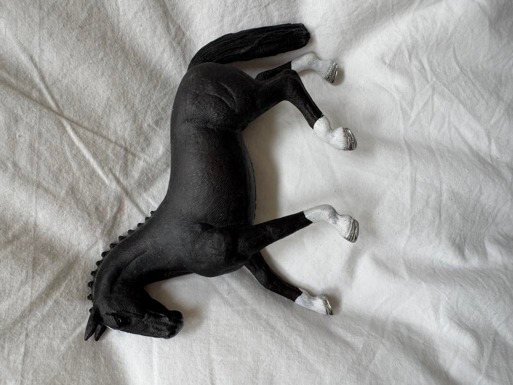 Schleich dressuur merrie, Ophalen of Verzenden, Zo goed als nieuw, Paard, Beeldje of Figuurtje