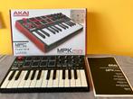 Akai MPK Mini - Compact Keyboard en Pad Controller, Muziek en Instrumenten, Ophalen, Zo goed als nieuw