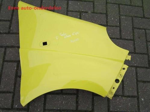 rechter voorscherm vivaro, Auto-onderdelen, Carrosserie en Plaatwerk, Spatbord, Gebruikt, Ophalen of Verzenden
