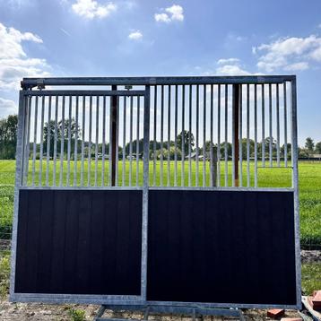 Voorwand 2950 zware uitvoering moet weg  beschikbaar voor biedingen