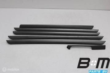 Interieurinleg VW Golf 5 1K4867449 beschikbaar voor biedingen