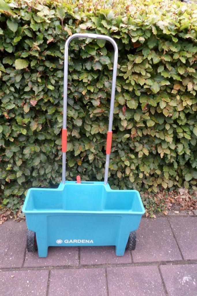 Gardena strooiwagen - 20 liter inhoud - €55,00, Tuin en Terras, Hand-tuingereedschap, Zo goed als nieuw, Ophalen