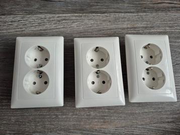 ABB BUSCH JAEGER BALANCE SI | DUBBEL | WCD | WANDCONTACTDOOS beschikbaar voor biedingen