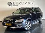 Volvo XC70 2.4D Momentum Airco - Leder -, Auto's, Volvo, Voorwielaandrijving, Gebruikt, 179 €/maand, XC70