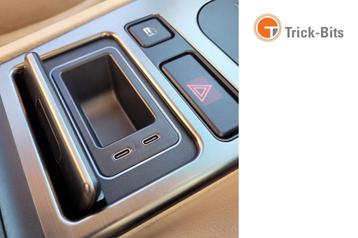 BMW E39 USB-C snellader in asbak middenconsole beschikbaar voor biedingen