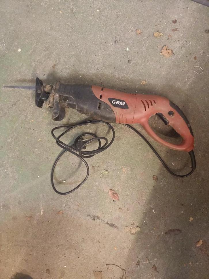 reciprozaag professioneel, Doe-het-zelf en Verbouw, Gereedschap | Zaagmachines, Zo goed als nieuw, Reciprozaag, 600 tot 1200 watt