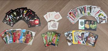 Kleine verzameling voetbalstickers en kaarten beschikbaar voor biedingen