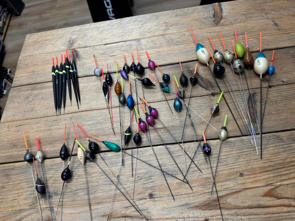 een partij 50 nieuwe dobbers 2 t/m 18 gram, Watersport en Boten, Hengelsport | Witvissen, Ophalen of Verzenden, Nieuw, Dobber of Lood