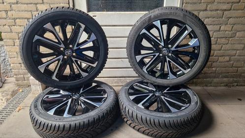 Toyota Aygo X 18 INCH VELGEN Bi-Color NIEUW ORGINEEL ALU SET, Auto-onderdelen, Banden en Velgen, Banden en Velgen, 18 inch, 175 mm