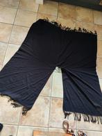 Zwarte omslagdoek, sjaal, Kleding | Dames, Ophalen of Verzenden, Sjaal, Zo goed als nieuw, Maat 46/48 (XL) of groter