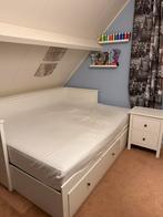 Ikea hemnes bedbank en nachtkasje, Huis en Inrichting, Slaapkamer | Bedden, Ophalen, Wit, Tweepersoons, 200 cm