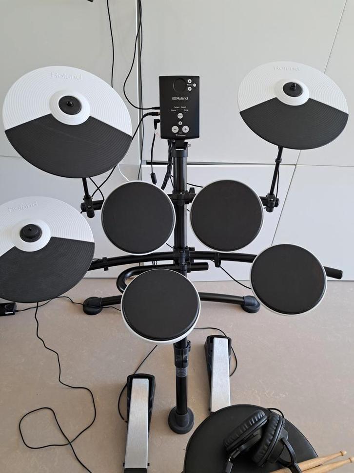 Roland V-drum TD-K1 inclusief kruk, oordoppen en stokken, Muziek en Instrumenten, Drumstellen en Slagwerk, Zo goed als nieuw, Roland