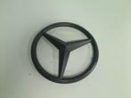 EMBLEEM Mercedes-Benz GLA (156.9) (A0008171016), Gebruikt, Mercedes-Benz