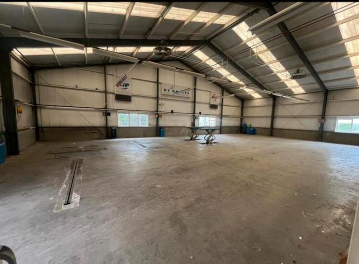 Stalling aangeboden oldtimers/klassieke auto’s, Auto diversen, Autostallingen en Garages