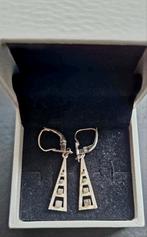 14kt Witgouden oorbellen met zilveren stekers, Hangers, Wit, Ophalen of Verzenden, Zo goed als nieuw